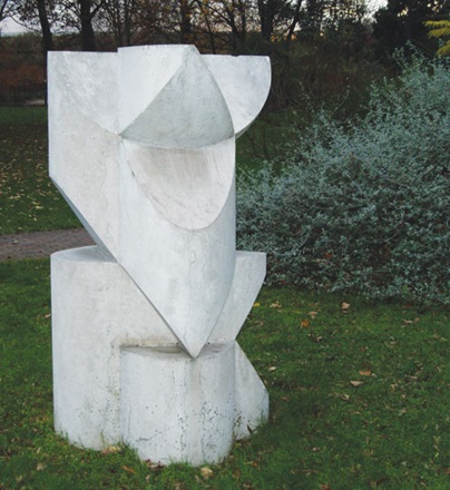 Column sculpture