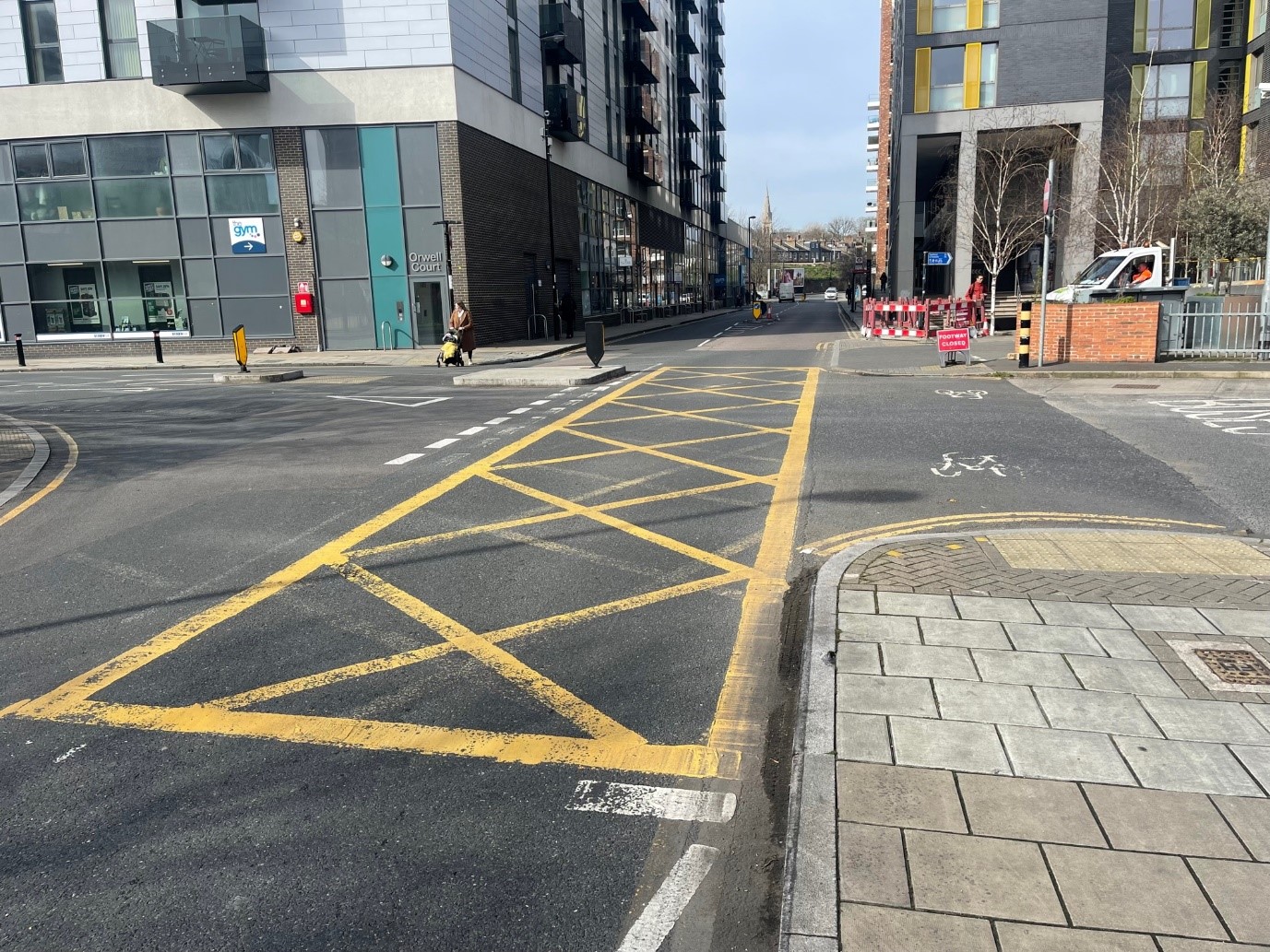 Photo showing the yellow box junction at Thurston Road.